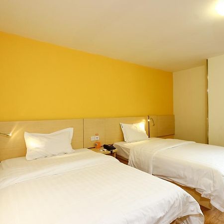 7Days Inn Guangzhou New Tianhe Park Exterior photo