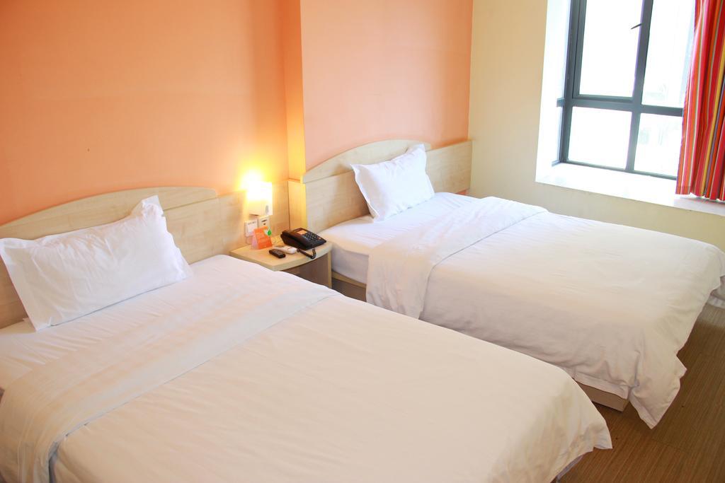 7Days Inn Guangzhou New Tianhe Park Exterior photo